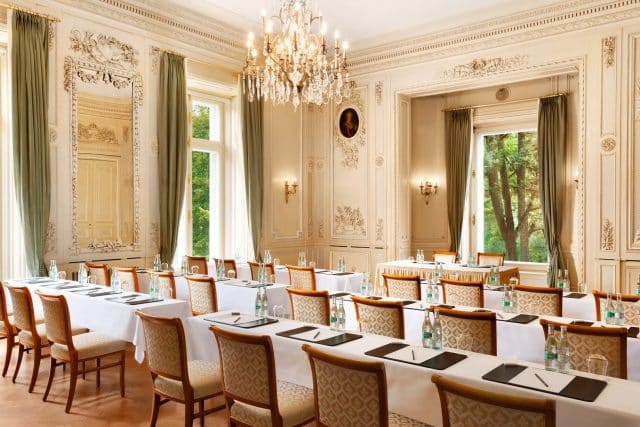 Villa Rothschild Kempinski Wedding Location Band Janet Taylor & WORD UP BAND Frankfurt Königstein Trauung Gospel Hochzetsband Hochzeitssängerin Trauung Standesamt Tizian Bar